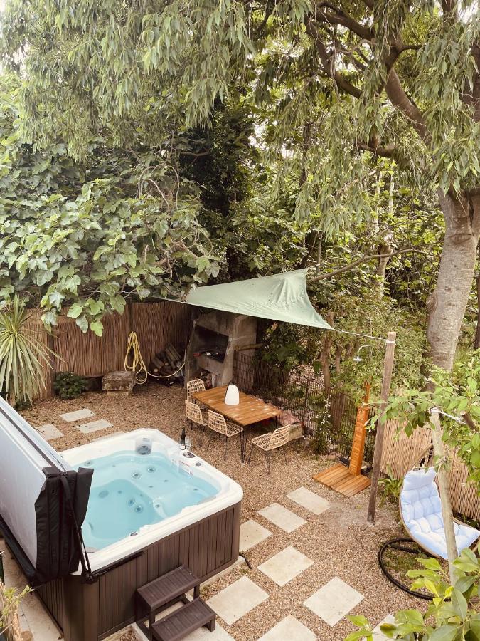Maison Dans Les Arbres, Spa, Tennis, Parking نيم المظهر الخارجي الصورة