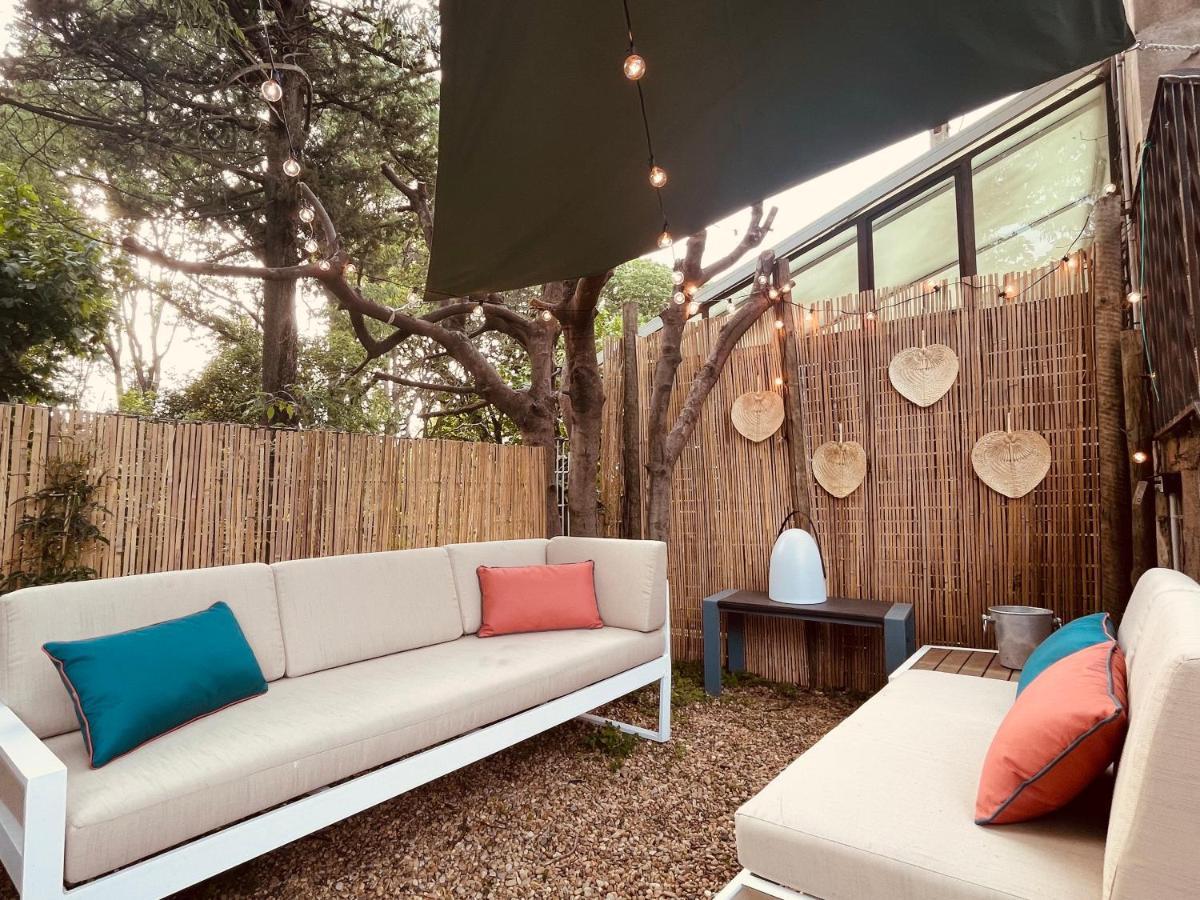 Maison Dans Les Arbres, Spa, Tennis, Parking نيم المظهر الخارجي الصورة