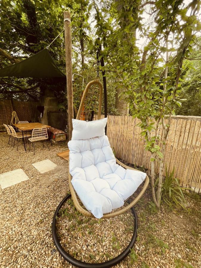 Maison Dans Les Arbres, Spa, Tennis, Parking نيم المظهر الخارجي الصورة
